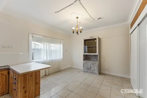 Property photo of 84 McLaughlin Street Ardeer VIC 3022