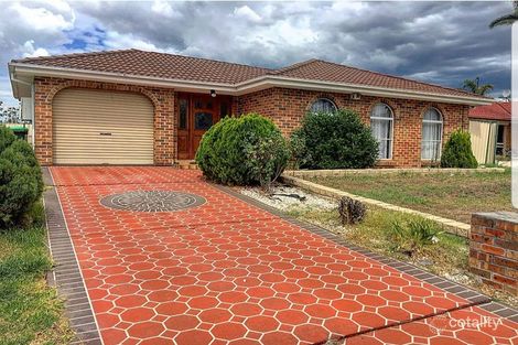 Property photo of 36 Napier Avenue Lurnea NSW 2170