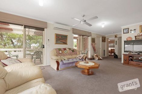 Property photo of 3/6A Kevis Court Garfield VIC 3814