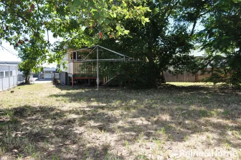 Property photo of 169 Auckland Gladstone Central QLD 4680