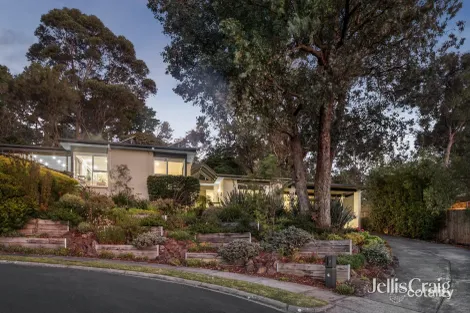 Property photo of 2 Kent Court Eltham VIC 3095