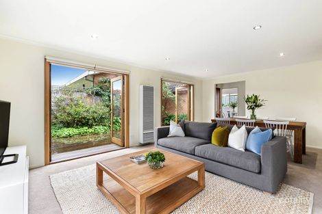Property photo of 5/9 King Georges Avenue Mornington VIC 3931