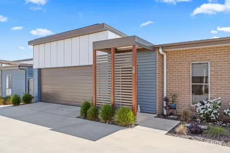 Property photo of 38/1 Links Court Urraween QLD 4655