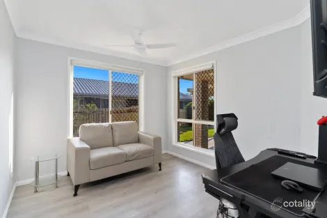 Property photo of 28 Bulman Street Norman Gardens QLD 4701