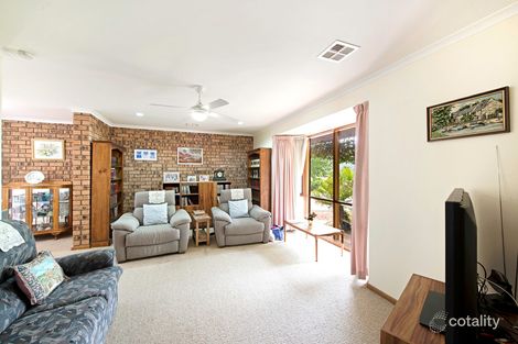 Property photo of 4 Mocatta Place Latham ACT 2615