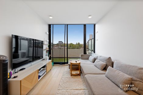 Property photo of 402/162-174 Rosslyn Street West Melbourne VIC 3003