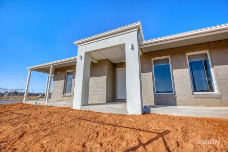 Property photo of 1 Regunyah Way Mildura VIC 3500