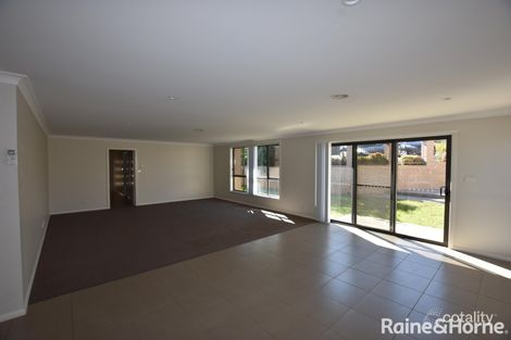Property photo of 5/20 Majestic Way Orange NSW 2800