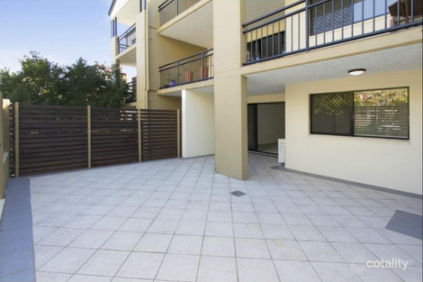 Property photo of 2/327 Boundary Street Spring Hill QLD 4000