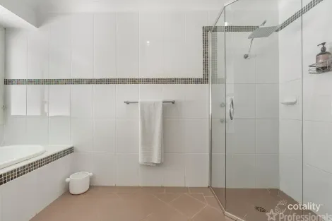 Property photo of 19 Lisbon Circuit Orange NSW 2800