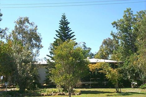 12 Hammond St, Kawana, QLD 4701