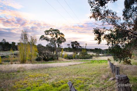 Old Calder Hwy, Harcourt North, VIC 3453
