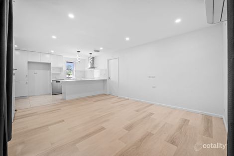 Property photo of 10 Kew Way Airds NSW 2560