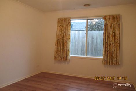 Property photo of 70 Brunnings Road Carrum Downs VIC 3201