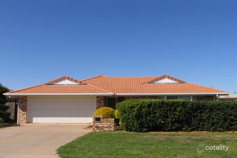 13 Wattle St, Kingaroy, QLD 4610