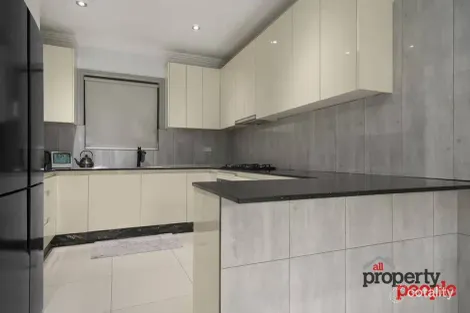 Property photo of 30 Charter Street Sadleir NSW 2168