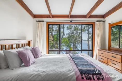 Property photo of 19 Wallaroy Drive Burrill Lake NSW 2539