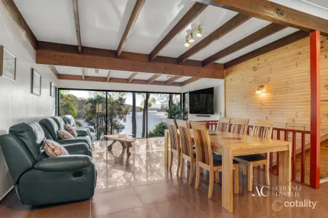 Property photo of 19 Wallaroy Drive Burrill Lake NSW 2539