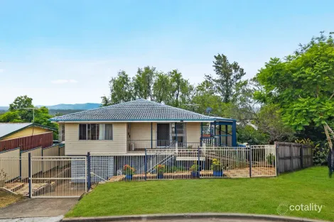 9 Dawn Pde, Riverview, QLD 4303