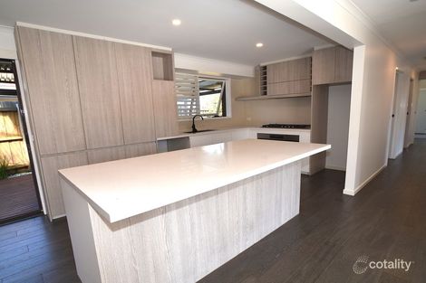 Property photo of 77 Lyrebird Drive Carrum Downs VIC 3201