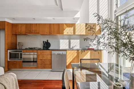 Property photo of 2/8 Young Street Paddington NSW 2021
