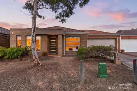 37 Barleygrass Cres, Brookfield, VIC 3338