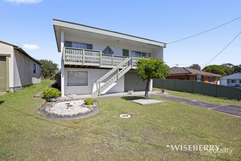 Property photo of 34 Manuka Parade Gorokan NSW 2263