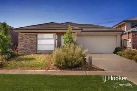 Property photo of 28 Gilded Road Werribee VIC 3030