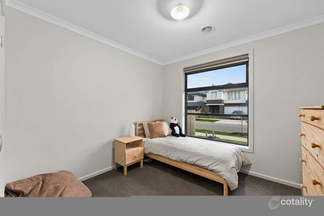 Property photo of 6 Albus Crescent Officer VIC 3809