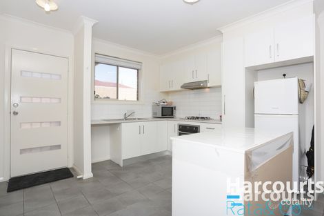 Property photo of 5 Delwyn Close Thomastown VIC 3074