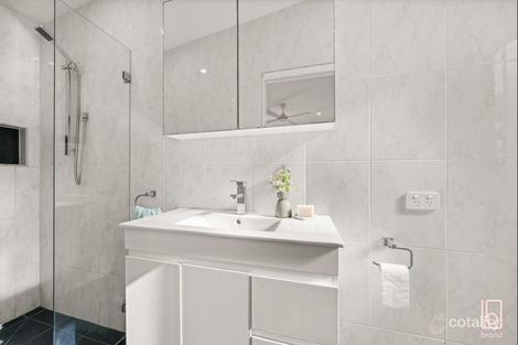 Property photo of 54 Seawind Terrace Berkeley Vale NSW 2261