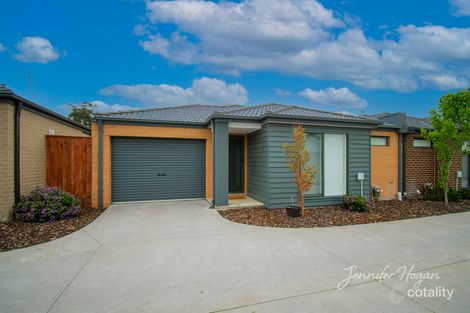 Property photo of 3/96 Lampard Road Drouin VIC 3818