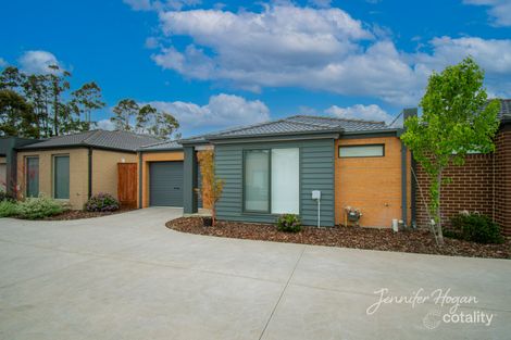 Property photo of 3/96 Lampard Road Drouin VIC 3818