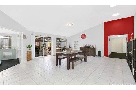 Property photo of 13 Mebbin Circuit Woongarrah NSW 2259