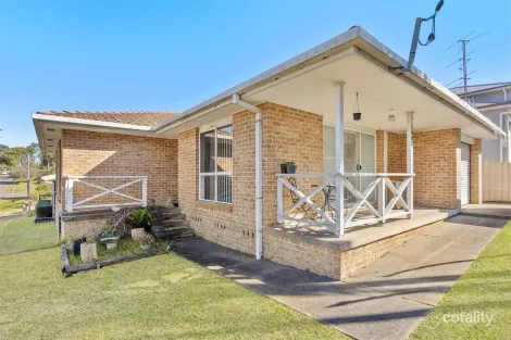 Property photo of 1/106 Elizabeth Bay Drive Lake Munmorah NSW 2259