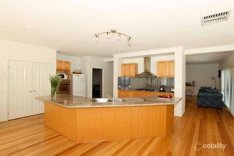 Property photo of 16 Crystal Court Point Cook VIC 3030