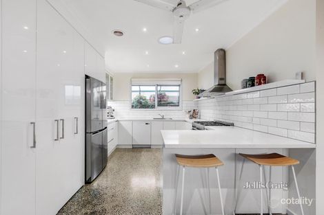 Property photo of 4 Kubis Avenue Aspendale VIC 3195