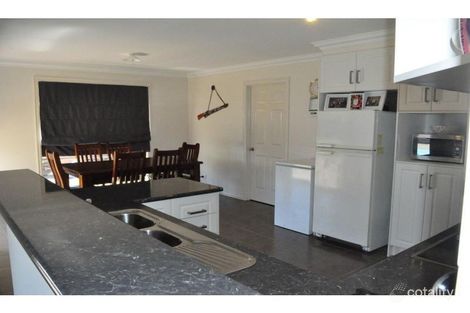 Property photo of 18 Dwyer Court Koo Wee Rup VIC 3981