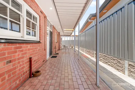 Property photo of 1 Gulfview Parade Valley View SA 5093