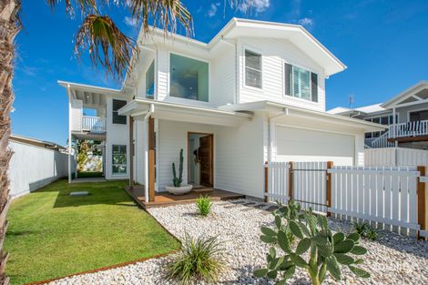 Property photo of 4 Blue Horizon Drive Casuarina NSW 2487