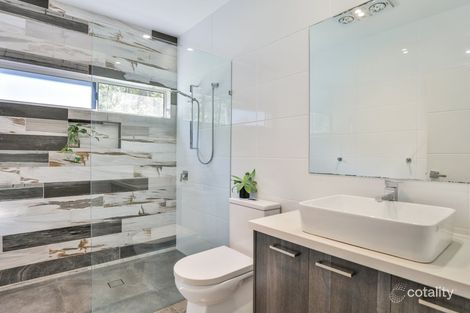 Property photo of 24 Lyminge Court Bonogin QLD 4213