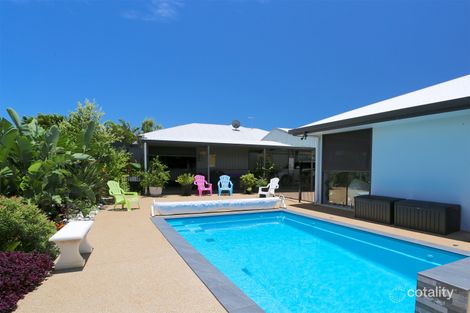 Property photo of 20 Peninsula Place Rosslyn QLD 4703