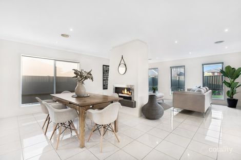 Property photo of 8 Correa View Maidstone VIC 3012
