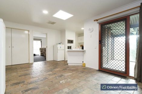 Property photo of 13 Kirkwood Crescent Hampton Park VIC 3976