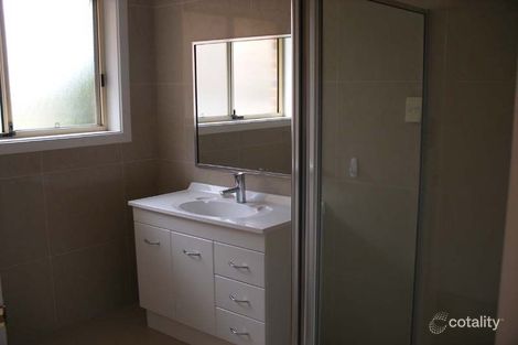 Property photo of 1/24 Otama Street Glenfield Park NSW 2650