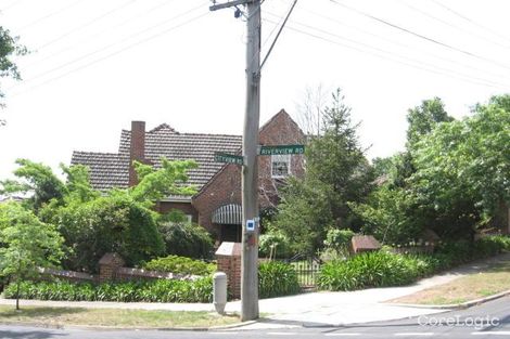 Property photo of 11 Riverview Road Balwyn North VIC 3104