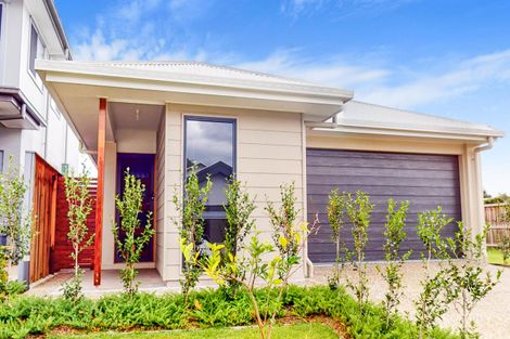 38 Lincoln Cres, Upper Kedron, QLD 4055