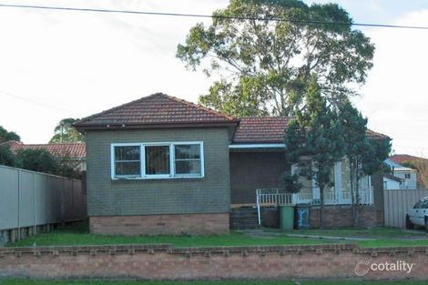 11 Hawksview St, Merrylands, NSW 2160