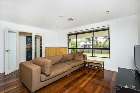 Property photo of 18 Langham Street Avondale Heights VIC 3034