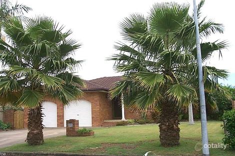 16 Weatherly Ave, Mermaid Waters, QLD 4218